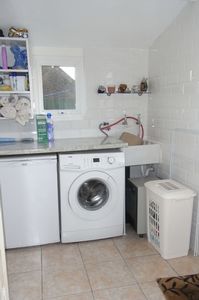Utility room- click for photo gallery